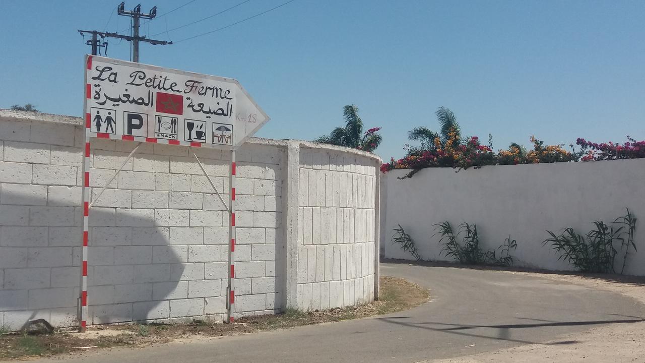 La Petite Ferme Bed & Breakfast Casablanca Eksteriør bilde
